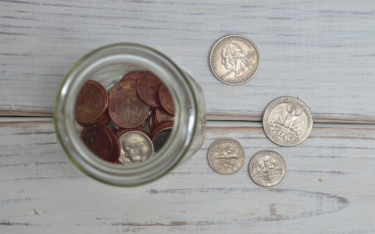 Cara Membuat Sinking Fund untuk Pengeluaran Tahunan Keluarga: Pajak, Seragam, hingga Lebaran