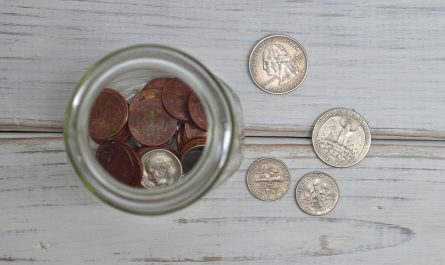 Cara Membuat Sinking Fund untuk Pengeluaran Tahunan Keluarga: Pajak, Seragam, hingga Lebaran